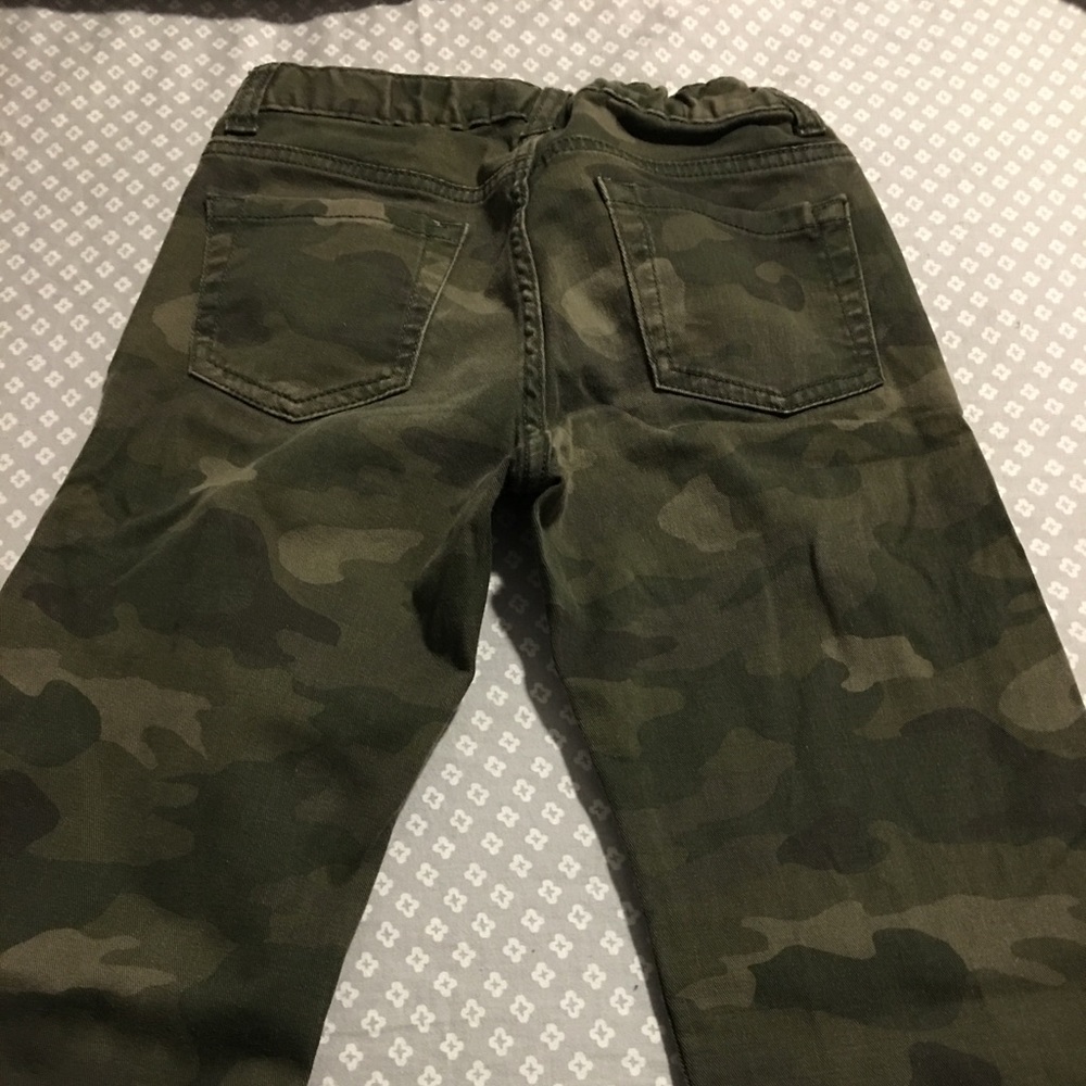 Jeans - Picture 2 of 3